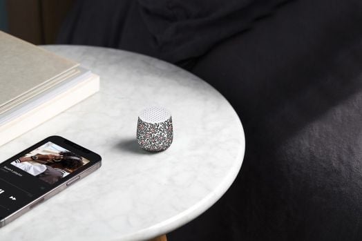 Мини безжична тонколона Lexon x Keith Haring, Mino+ Love White