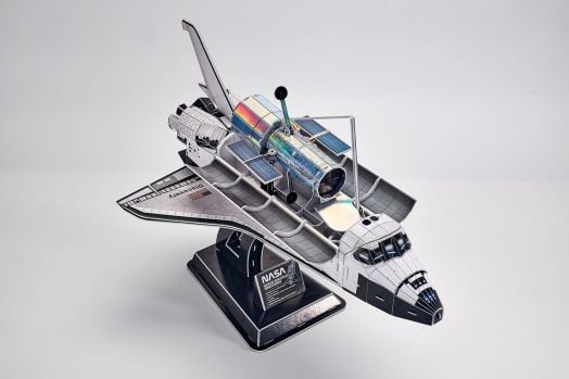 3D пъзел Revell - NASA Космическа совалка Discovery, 126 части