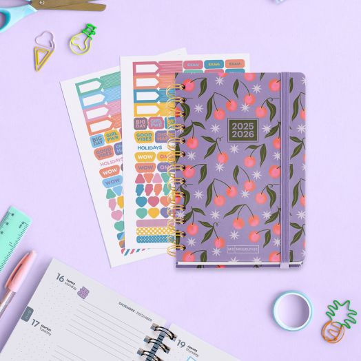 Седмичен тефтер - органайзер Miquelrius Currants от септември 2025 до август 2026 г.