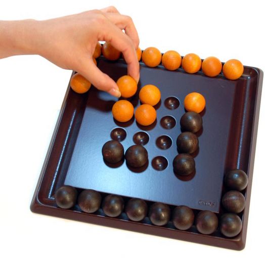 Игра Gigamic: Pylos