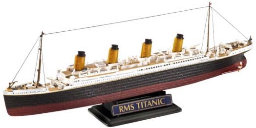 Сглобяем модел Revell – кораб Titanic, RMS Titanic 2 models