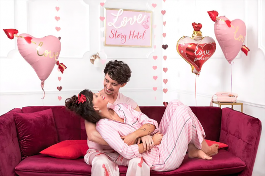 Фолиев балон PartyDeco - Сърце със стрела