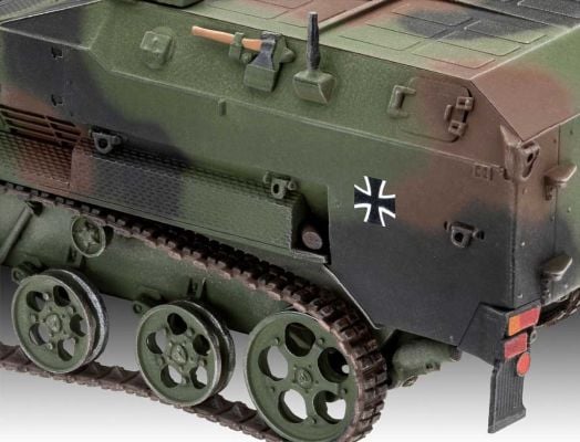 Сглобяем модел Revell - Танк Wiesel 2 LeFlaSyS BF/UF