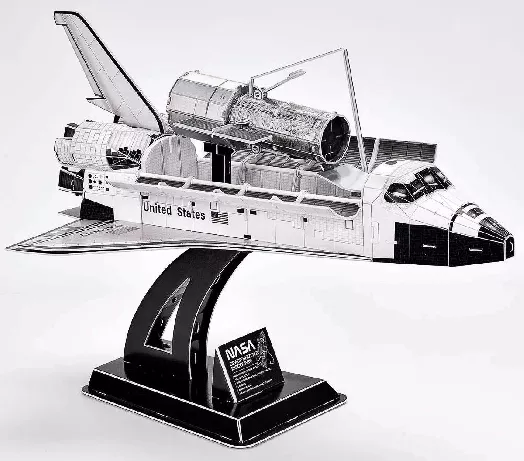 3D пъзел Revell - NASA Космическа совалка Discovery, 126 части