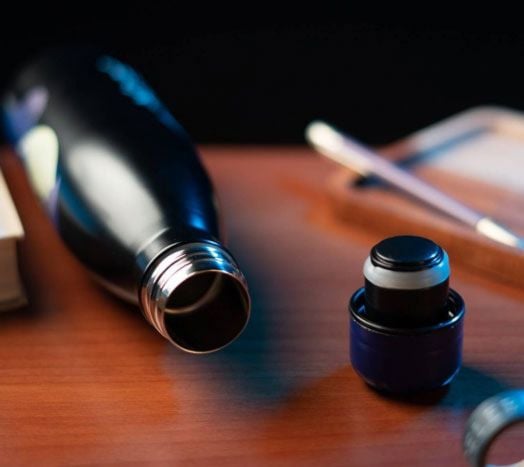 Метална бутилка Grupo Erik Hot&Cold - Wednesday, 500 мл.