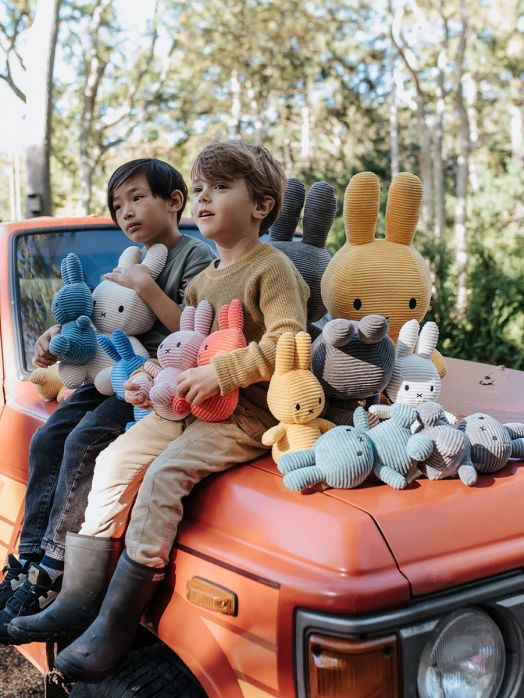 Плюшена играчка Miffy Eco Corduroy - базалтовосив заек, 50 см.