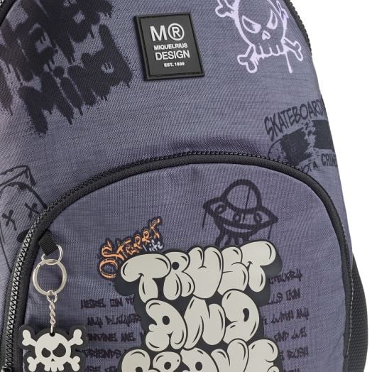 Раница Miquelrius Graffiti с две отделения, 27 л.
