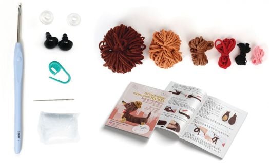 Комплект за плетене Амигуруми Graine Creative - Дакел 18 см.