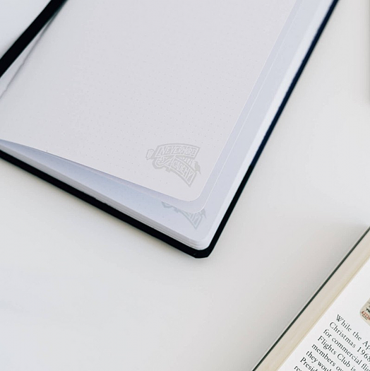 Тефтер Wednesday Premium A5