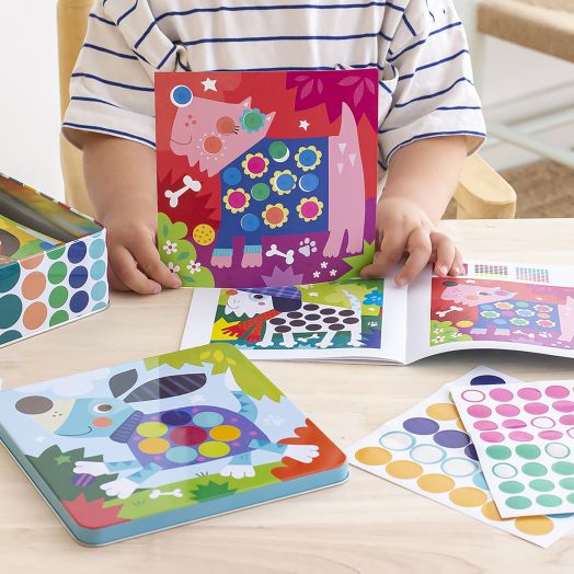 Игра със стикери Apli Kids - Куче, в метална кутия