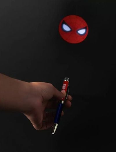 Тефтер Marvel Spider-Man с химикалка със светлина