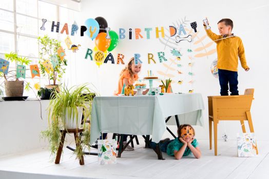 Хартиен гирлянд Folat - Динозаври, 2 части