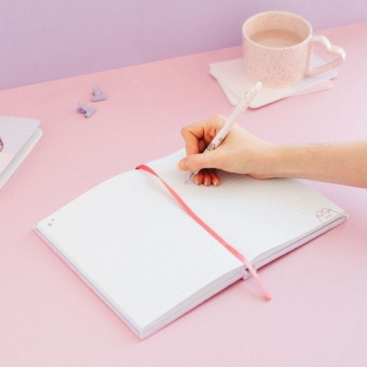 Тефтер Grupo Erik - Pusheen Moments А5, 96 листа с широки редове