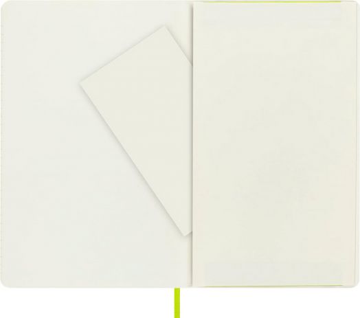 Класически тефтер Moleskine Classic Lemon Green с меки корици и линирани страници