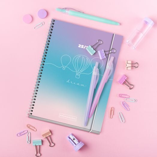 Седмичен тефтер - органайзер Miquelrius Dream от септември 2025 до юни 2026 г.