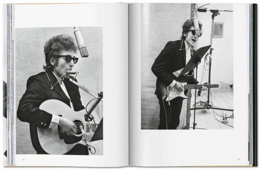 Daniel Kramer. Bob Dylan. A Year and a Day