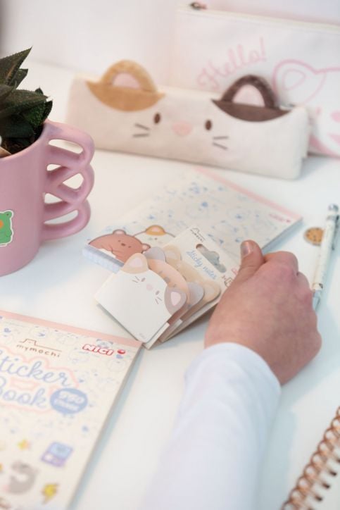 Лепящи листчета Nici Mymochi