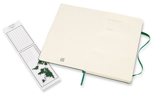 Класически лавровозелен тефтер Moleskine Classic Myrtle Green с твърди корици и листа на широки редове