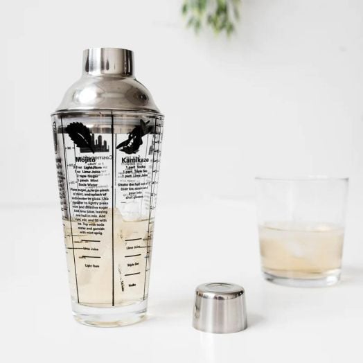 Шейкър с рецепти за коктейли Kikkerland