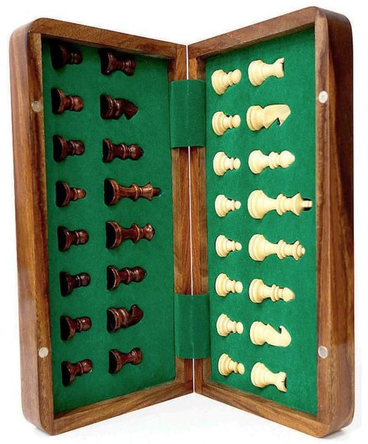 Магнитен шах, 30 х 30 см.