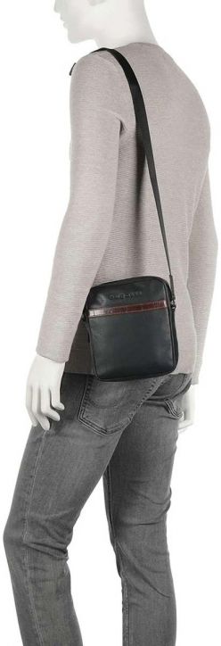 Чанта за през рамо Bugatti Corso Deluxe Crossbody, черна