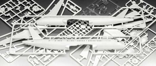 Сглобяем модел Revell - Самолет Airbus 320 neo British Airways