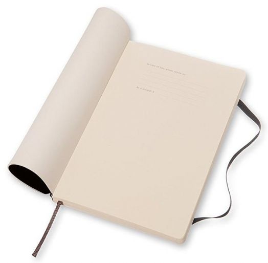 Класически черен тефтер Moleskine Classic Black Dotted с меки корици