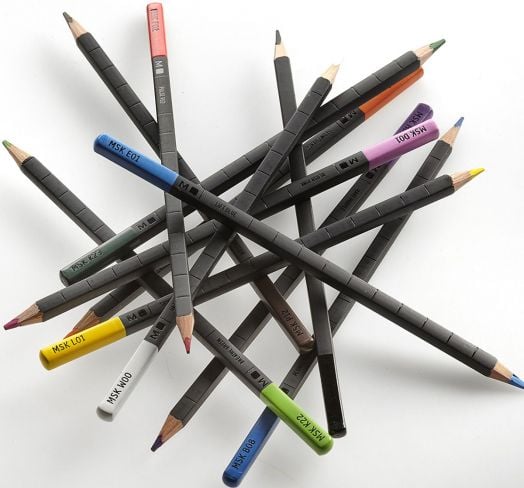 Комплект Moleskine с 12 разноцветни акварелни моливи в метална кутия