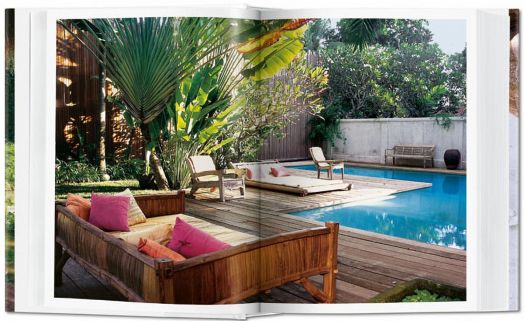 Living in Bali. 40th Ed.