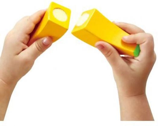 Игрален комплект Hape - Дървени плодове за рязане