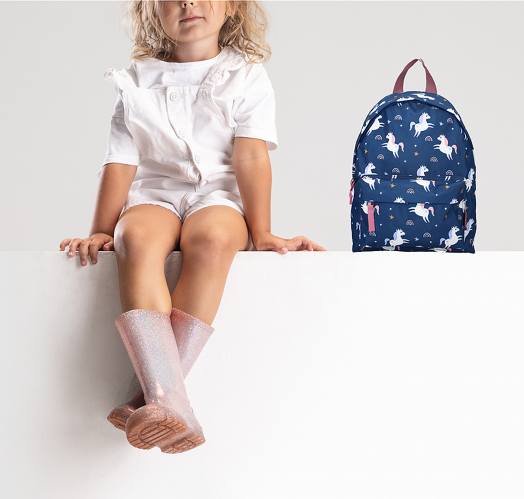 Детска раница Vadobag Pret Imagination - Еднорози, 31 х 22 х 9 см.