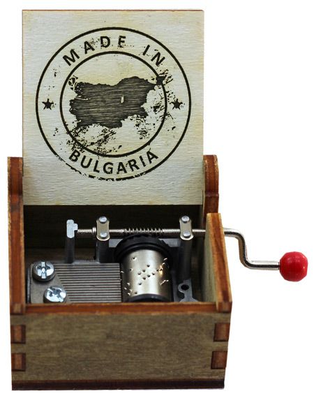 Музикална латерна My Way в гравирана дървена кутия Sofia