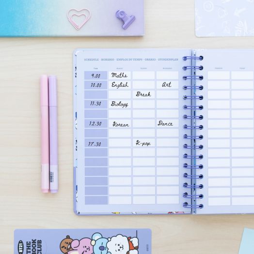 Седмичен бележник-органайзер Grupo Erik BT21 за 12 месеца - август 2024 / юли 2025 година