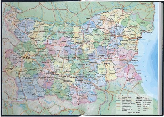 Зелен тефтер-органайзер Мадера 2026