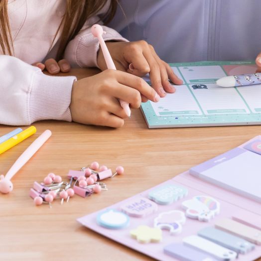 Тефтер Miquelrius Back2Fun с лепящи листчета