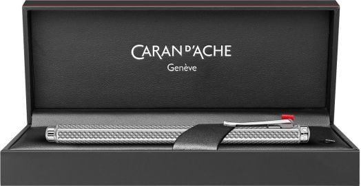 Химикалка Caran d'Ache Cubric