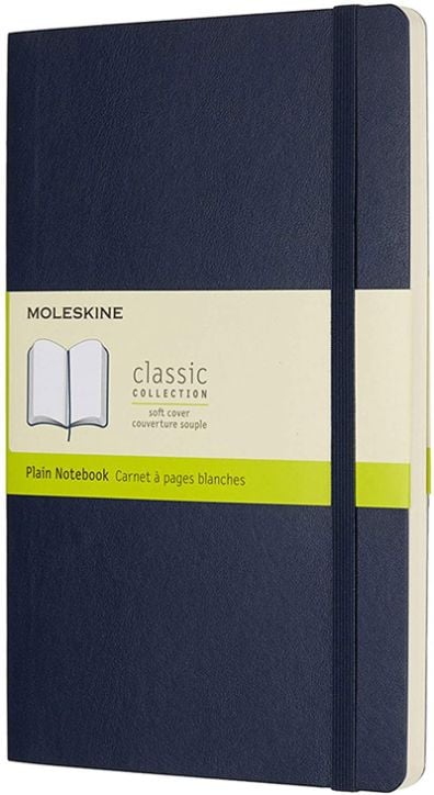 Класически тъмносин тефтер Moleskine Classic Sapphire Blue с меки корици и нелинирани страници