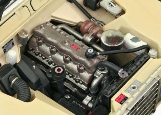 Сглобяем модел Revell - Land Rover Series III LWB