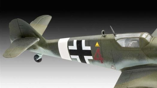 Сглобяем модел Revell - Combat Set Messerschmitt Bf109G-10 & Spitfire Mk.V