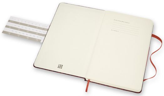 Тефтер Moleskine Limited Editions Blend Collection Red Tissu с твърди корици и линирани страници