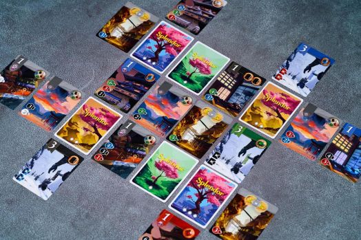 Разширение за настолна игра Splendor: The Sun Never Sets