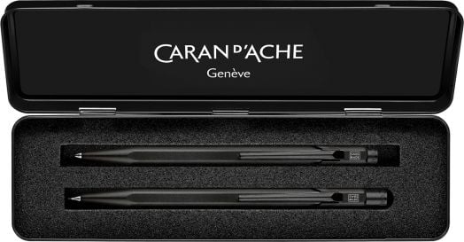 Комплект химикалка и автоматичен молив Caran d'Ache 849 Black Code