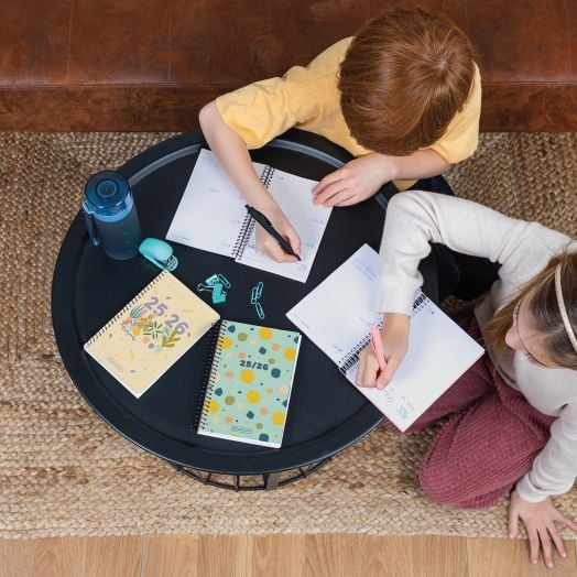 Седмичен тефтер - органайзер Miquelrius Eco Plants от септември 2025 до юни 2026 г.