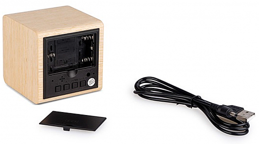 Дървен будилник Balvi, бял