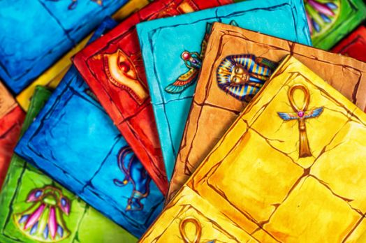 Настолна игра: Пирамидо