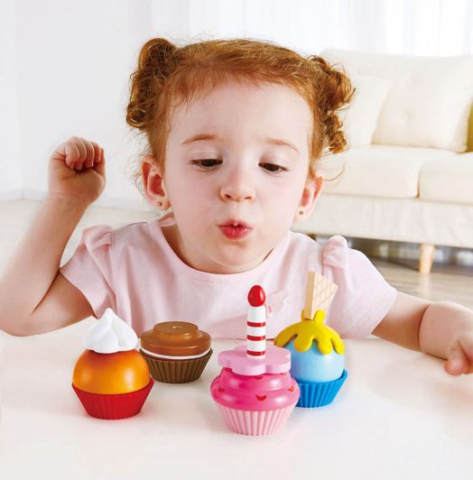 Дървен комплект за рязане Hape - Къпкейкове