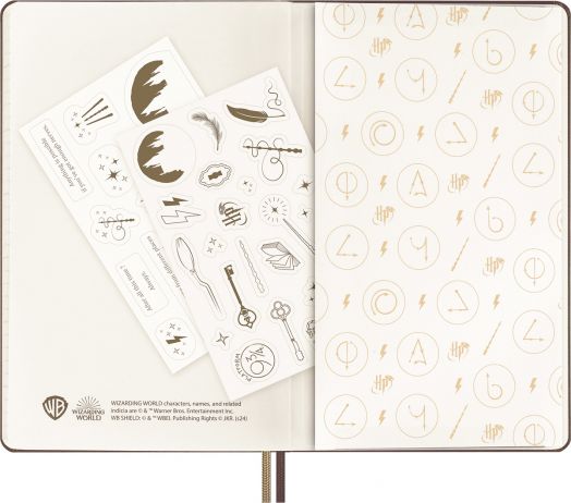Дневен тефтер - органайзер Moleskine Harry Potter за 2025 година с твърди корици