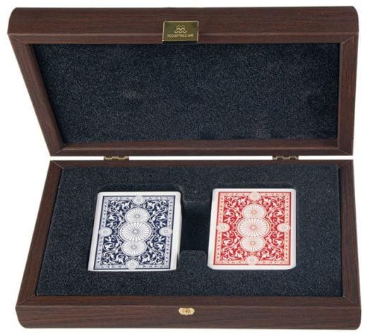 Карти за игра Manopoulos с пластично покритие