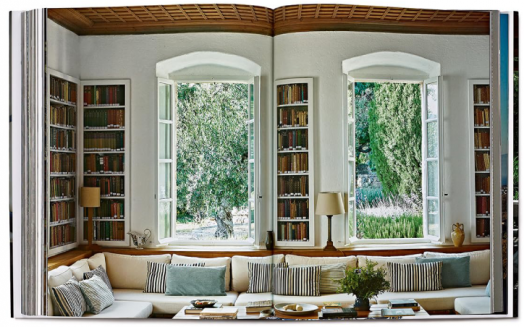 Haute Bohemians: Greece