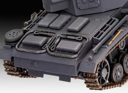 Сглобяем модел Revell - Танк Panzer III